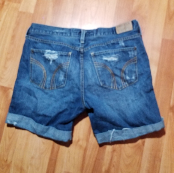 - Hollister part of 3 for 25 sale - Picture 2 of 5